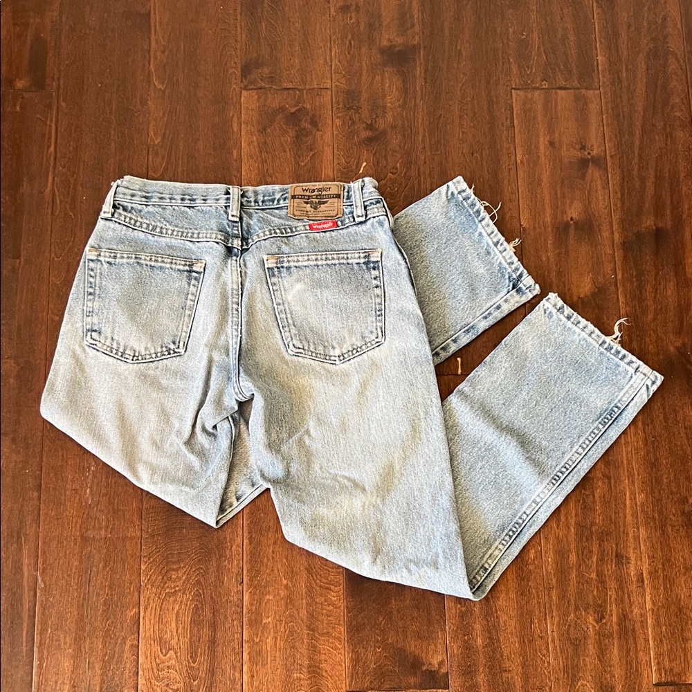 Wrangler Light Wash Denim Jeans